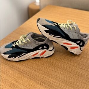 Adidas Yeezy Boost 700 Wave Runner - size 6.5 men/ 8 Women